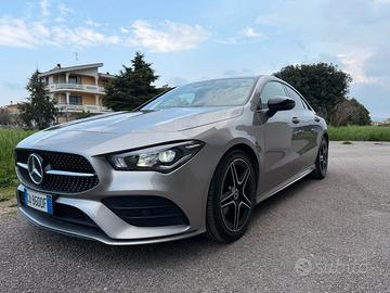 Mercedes-Benz CLA 180 d Coupé Premium AMG Line