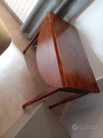 tavolino antico che diventa tavolo tondo 