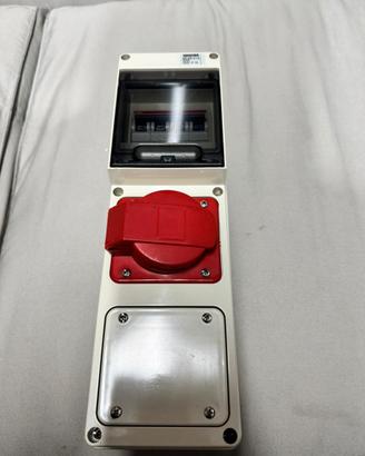 quadretto gewiss ip55 con magnetotermico abb