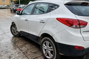 Hyundai tucson ix35 1.6 cdi per ricambi