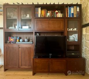 Soggiorno in legno stile rustico