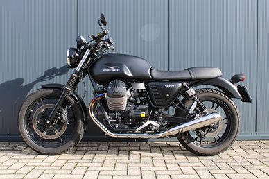 Moto Guzzi V7 II Stone TC-ABS