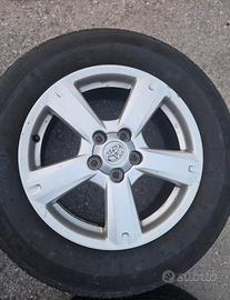 Cerchi in lega Toyota  rav 4 terza serie