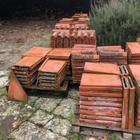 467 Embrici e 643 Coppi invecchiati