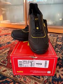 MOMO Scarpe antifortunistiche nuove