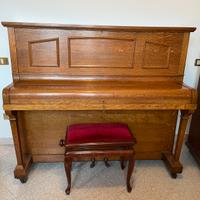 Pianoforte verticale Verona Model
