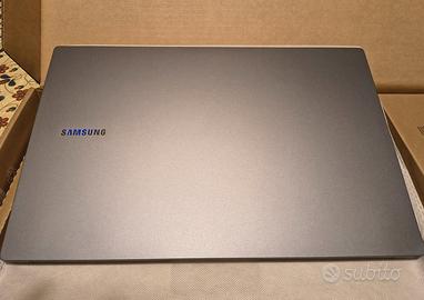Samsung Galaxy Book4 15.6" - NUOVO (Mai acceso)
