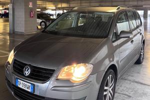 Volkswagen Touran 2.0 Highline Ecofuel