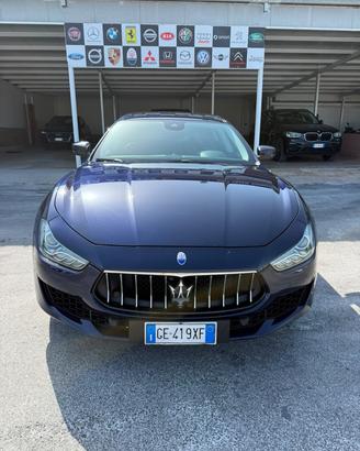 Maserati Ghibli 330 CV MHEV Executive