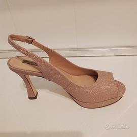 Décolleté color Champagne 