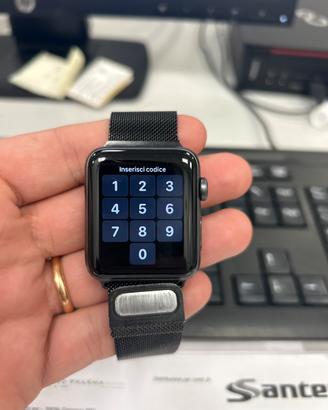 Apple watch serie 3 piccolo graffio