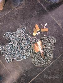 catena con lucchetti 