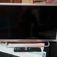 televisore Smart TV Led hd