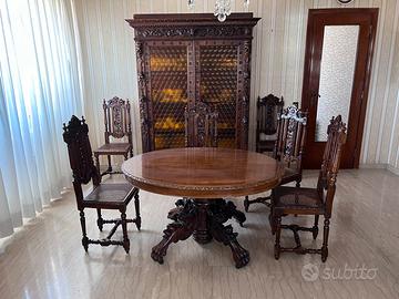 Tavolo da pranzo ovale allungabile