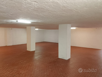 Magazzino 240mq Valtesse