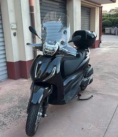 PIAGGIO BEVERLY 400 HPE UNICO PROPIETARIO,ZERO SIN