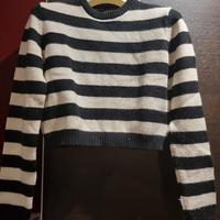 Maglioncino a riga bianca e nera