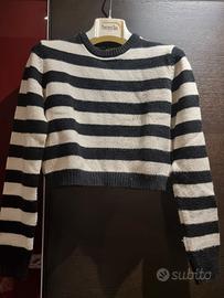 Maglioncino a riga bianca e nera