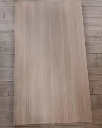 Piano Scrivania / Tavolo in Legno Chiaro