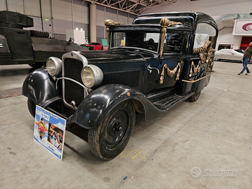 Carro Funebre Fiat 522