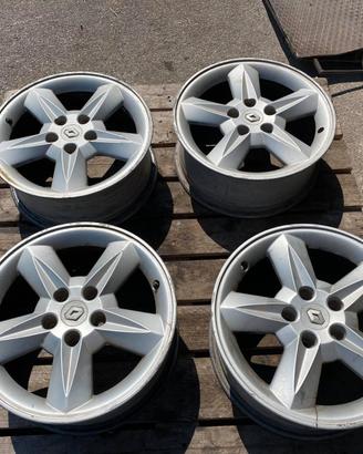 RICAMBI AUTO CERCHI IN LEGA RENAULT SCENIC 4X4 215
