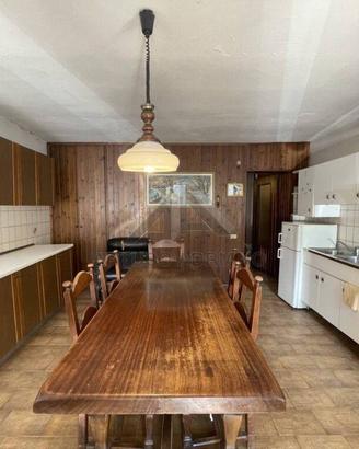 Casa indipendente di 200 m² con 5 locali a Bassano