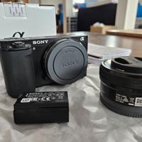 Sony ZV-E10 con Lente Kit come nuova in garanzia