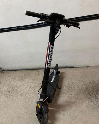 Monopattino Ducati PRO 3