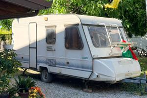 Roulotte Adria Optima