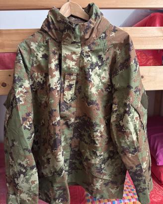Giacca in Gore‑Tex di tipo militare, taglia 50
