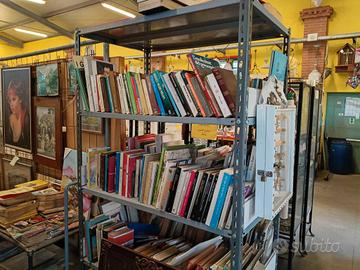 Svendita Libri Fumetti al Centro Affari di Bresega