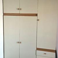 Mobile armadio, mobile credenza più tavolo