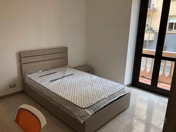 Camera per studentessa