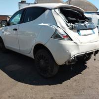Lancia Ypsilon 1.2 69 CV 5 porte S&S Platinum