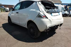 Lancia Ypsilon 1.2 69 CV 5 porte S&S Platinum