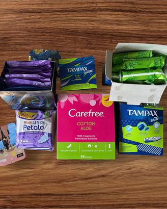 Lotto assorbenti + tamponi + omaggio