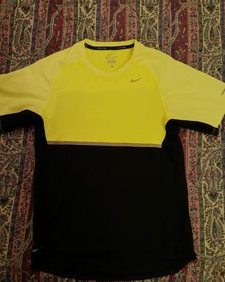 maglia running Nike taglia s uomo