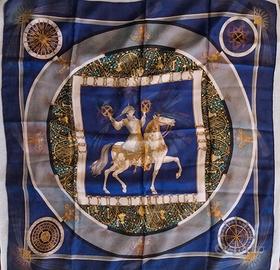 Foulard Hermès 100% seta, con cavaliere, mai usato