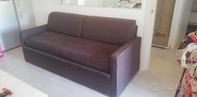 Divano letto matrimoniale