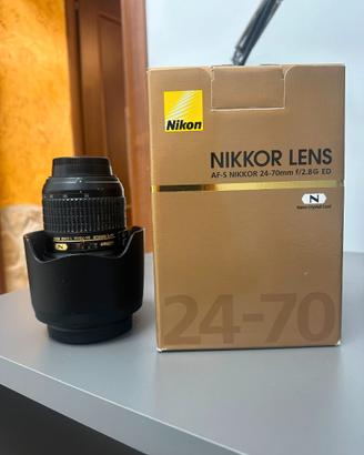 Nikon AF-S 24-70mm f/2.8G ED – Completo di scatola