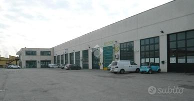 MAGAZZINO A GRANAROLO DELL'EMILIA