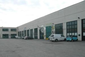 MAGAZZINO A GRANAROLO DELL'EMILIA