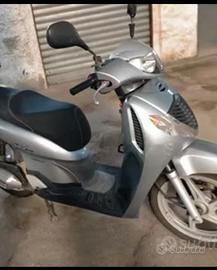  Honda sh 150