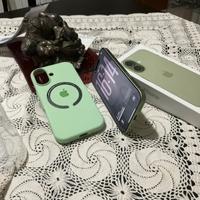 Iphone 17 256 Gb color salvia 680 €