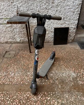 Monopattino nineboot Segway  2