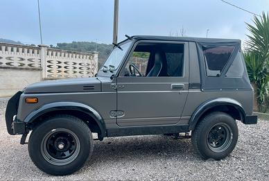 Suzuki Santana Sj410j