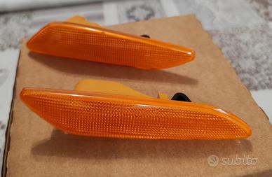 frecce laterali alfa 156 originali 