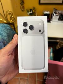 Scatola apple iphone 17 pro 256gb silver