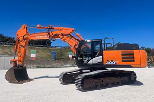 ESCAVATORE CINGOLATO HIATCHI ZX 300 LCN-6