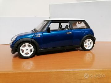 Burago 1:18 Mini Cooper no Maisto Politoys Dinky 